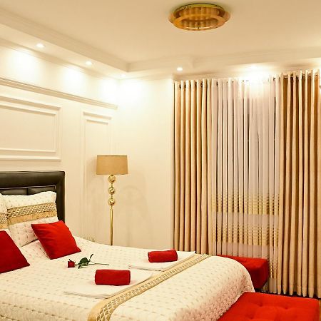 Luxury Apartment Karic Free Parking Tuzla Exteriör bild