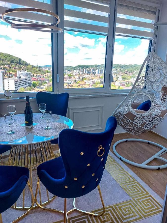 Luxury Apartment Karic Free Parking Tuzla Exteriör bild