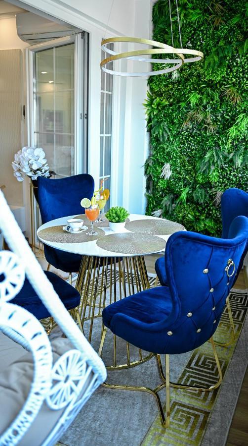 Luxury Apartment Karic Free Parking Tuzla Exteriör bild