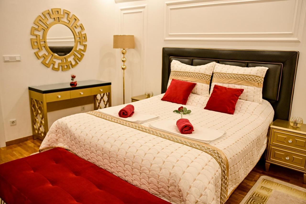 Luxury Apartment Karic Free Parking Tuzla Exteriör bild