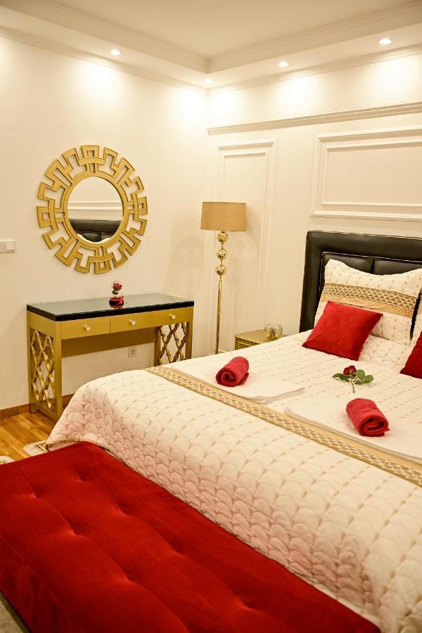 Luxury Apartment Karic Free Parking Tuzla Exteriör bild