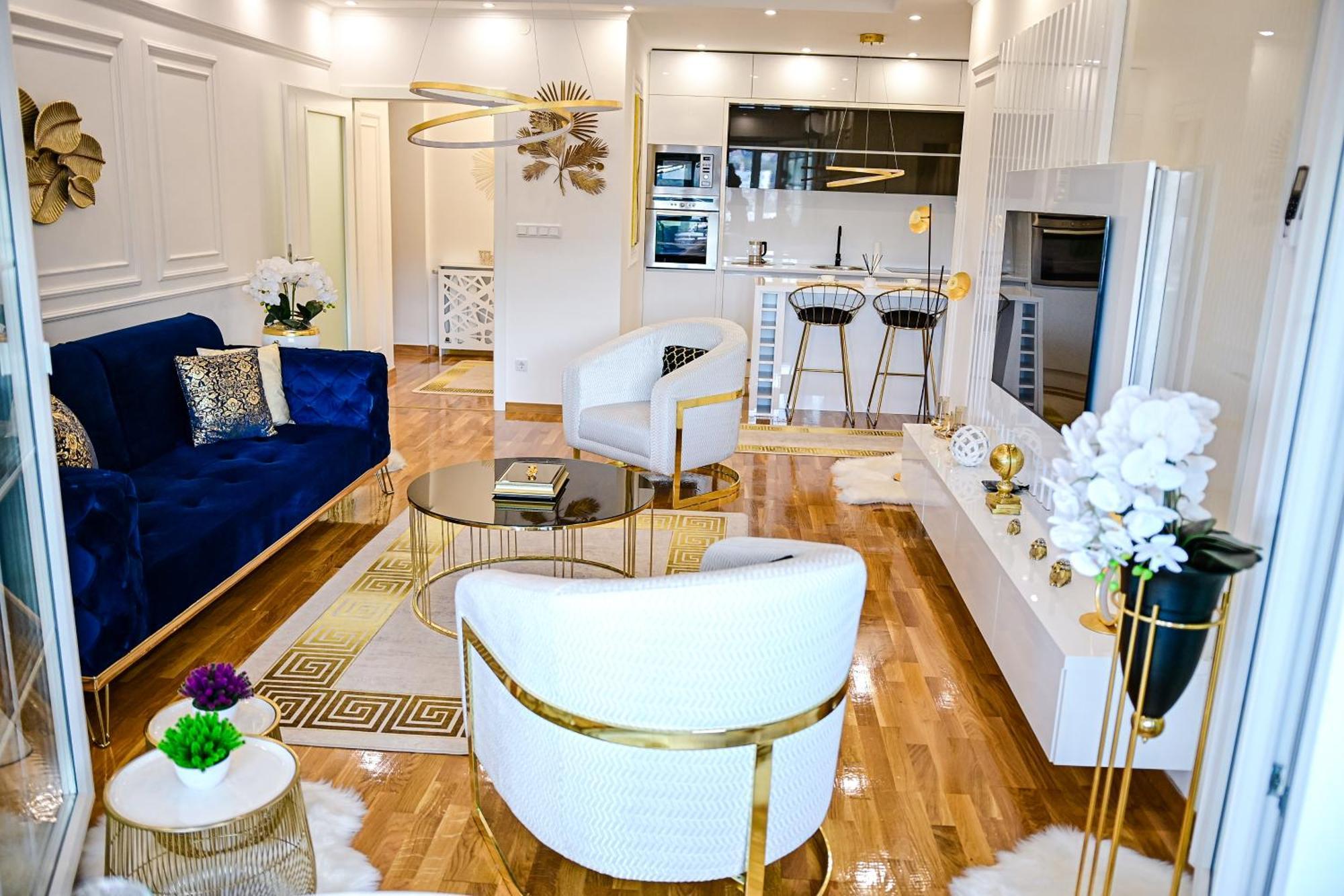 Luxury Apartment Karic Free Parking Tuzla Exteriör bild